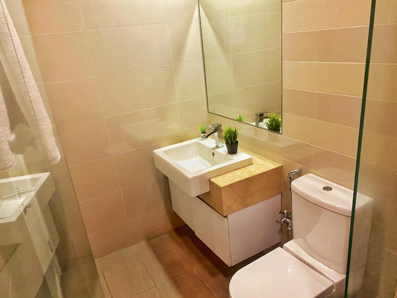 Oneiro One Bukit Ceylon Apartment Kuala Lumpur Exterior photo