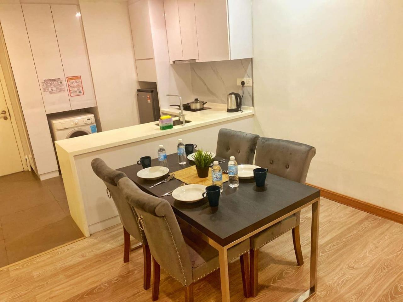 Oneiro One Bukit Ceylon Apartment Kuala Lumpur Exterior photo